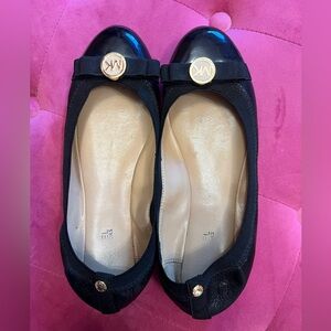 MK black flats